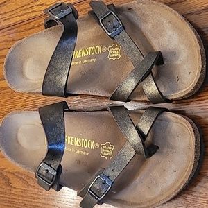 Barely worn birkenstock sandals size 38 or women's 7. Worn 2 times max.